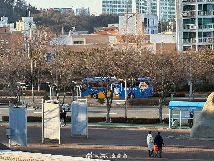  泰山隊退賽！博主：蔚山的大巴已經(jīng)抵達球場，隨后又開了回去