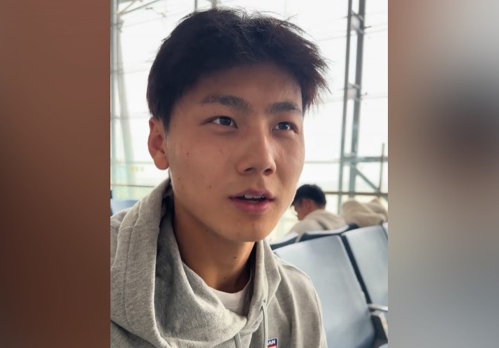  為何半場過后不久被換下？毛偉杰：兩條腿特別緊，李導(dǎo)怕我受傷