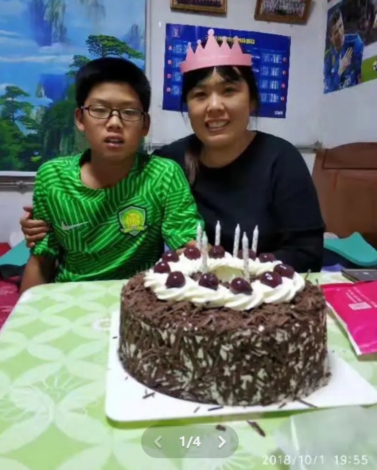  郭嘉璇母親曬照悼念兒子：璇兒生日快樂，希望天堂幸福