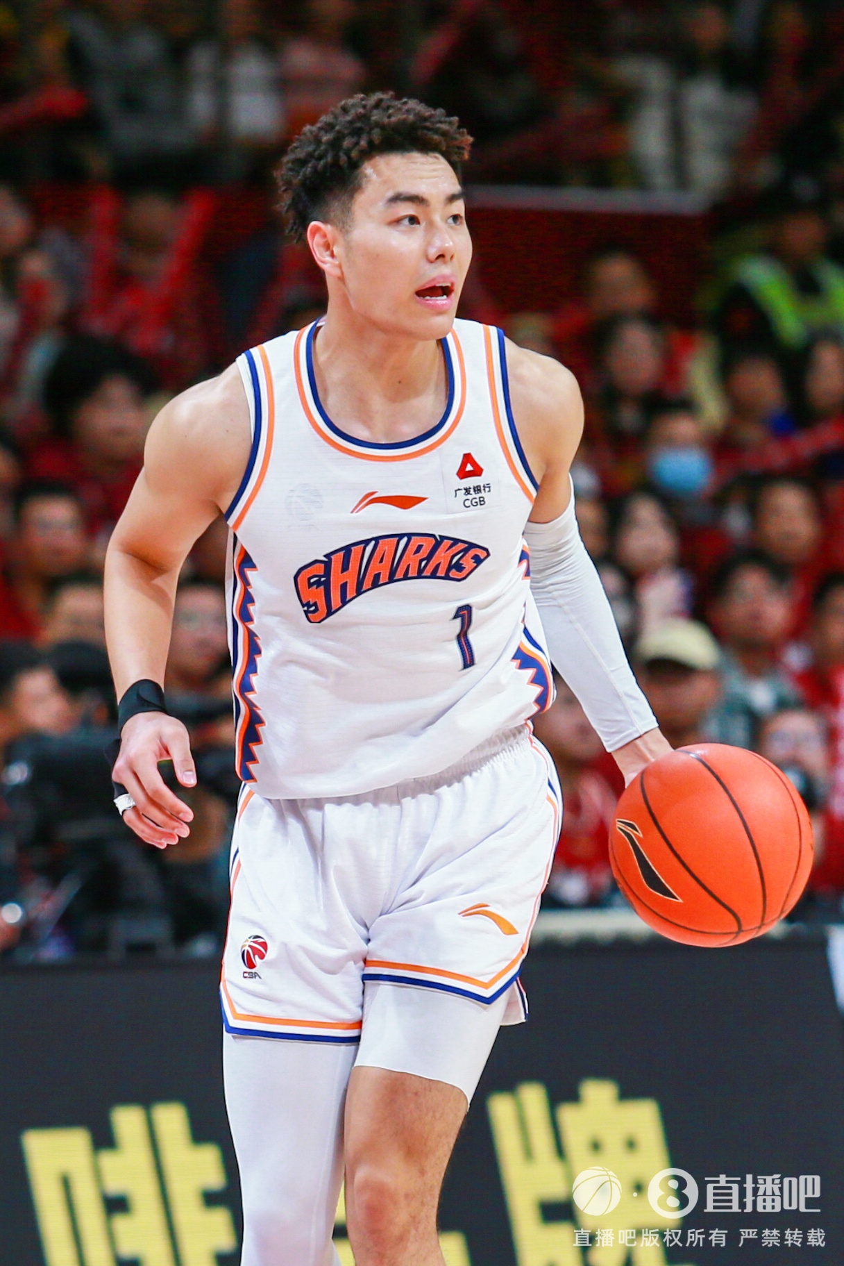  狀態(tài)火熱！李添榮15投10中&三分12中7 得到28分3板2助
