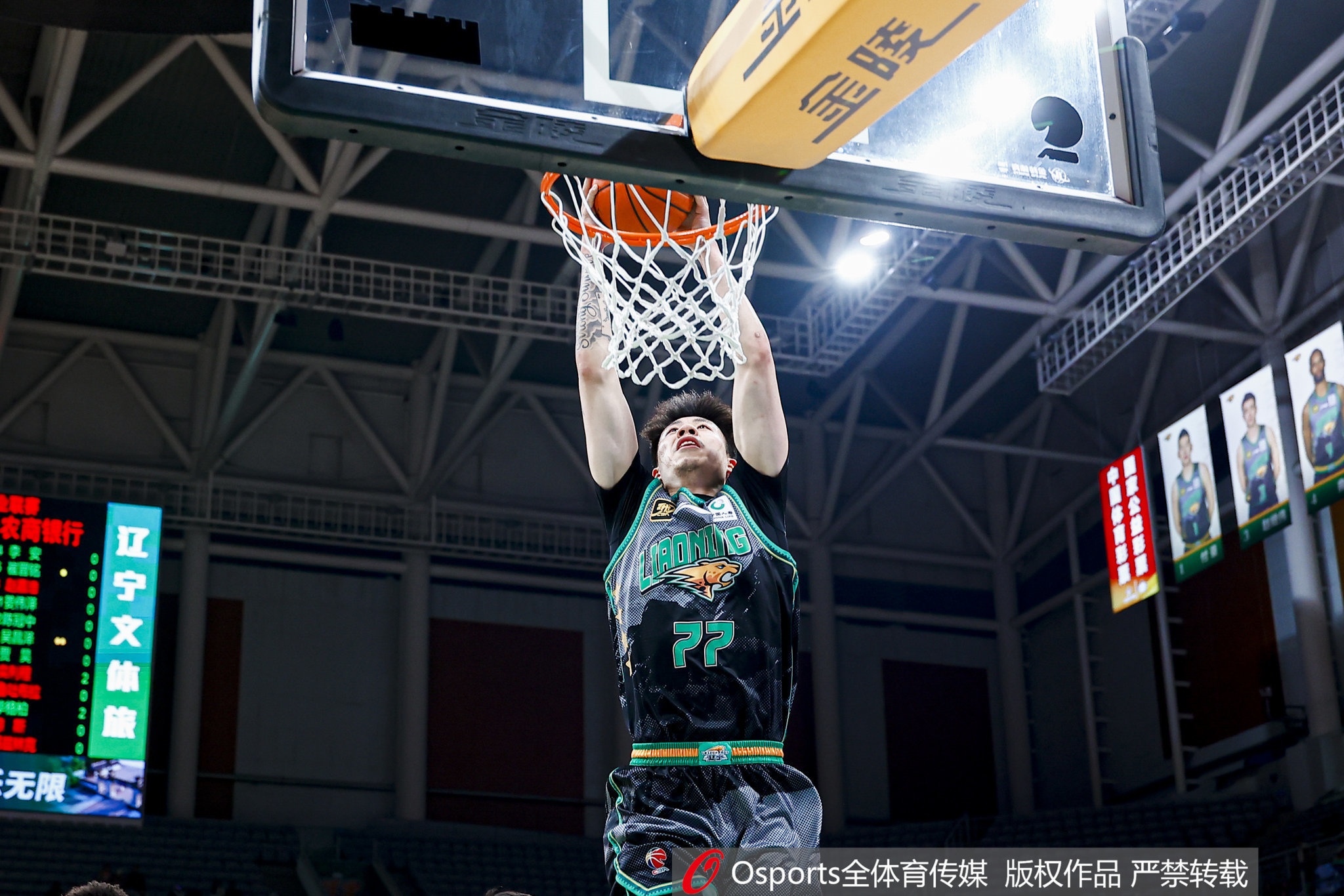  合理且高效！張鎮(zhèn)麟出場24分鐘10中6得12分&送6助攻 正負(fù)值+28